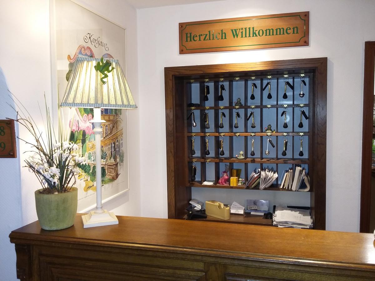 Hotel Froschkoenig Battenhausen Bagian luar foto